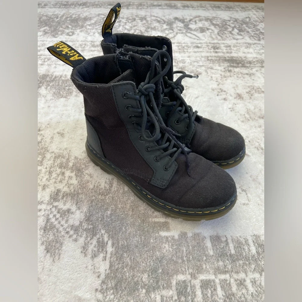 Kids Dr‎ Martens Airwalk 2